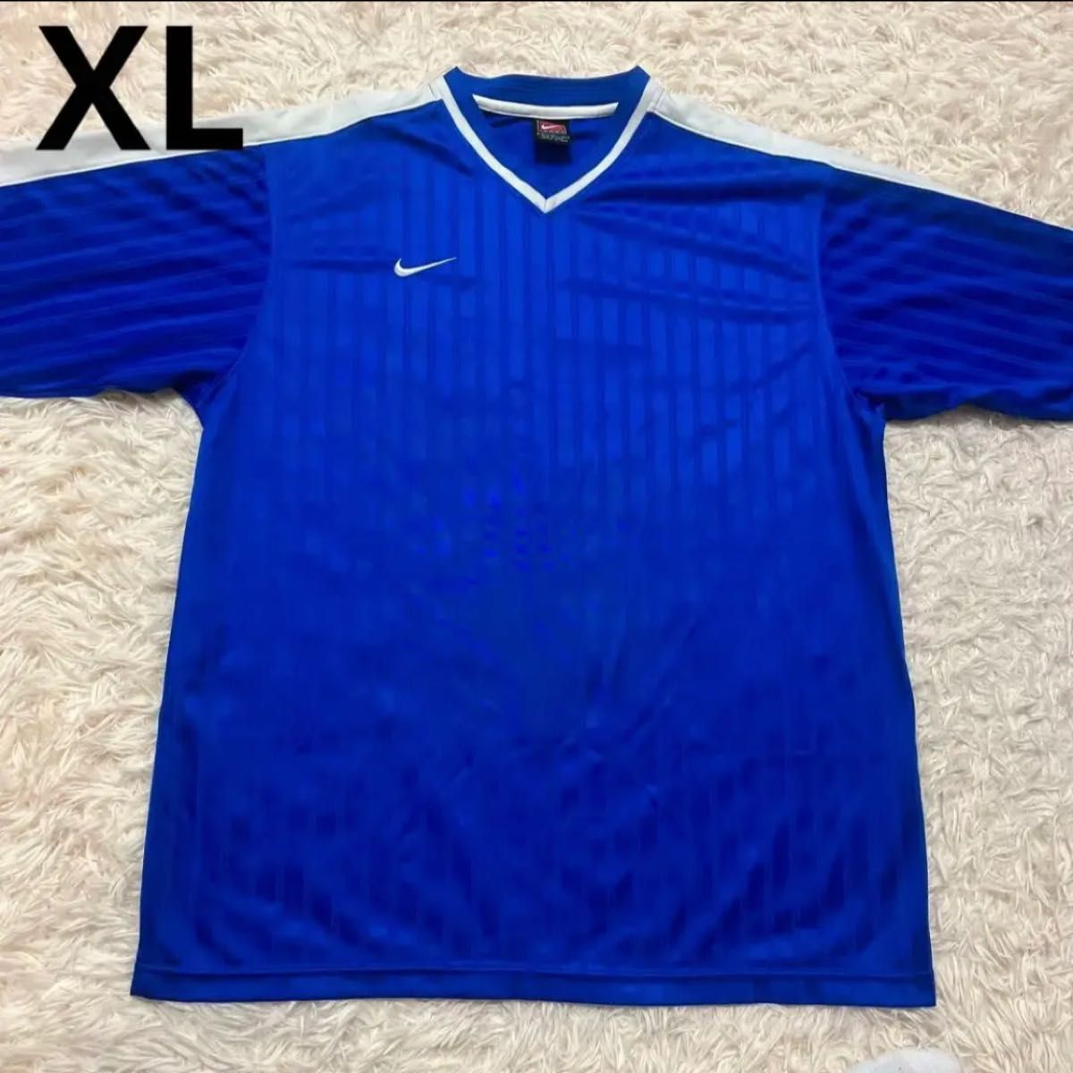 【407】NIKE ナイキ　スポーツT  サッカー　練習着 半袖 ゲームシャツ