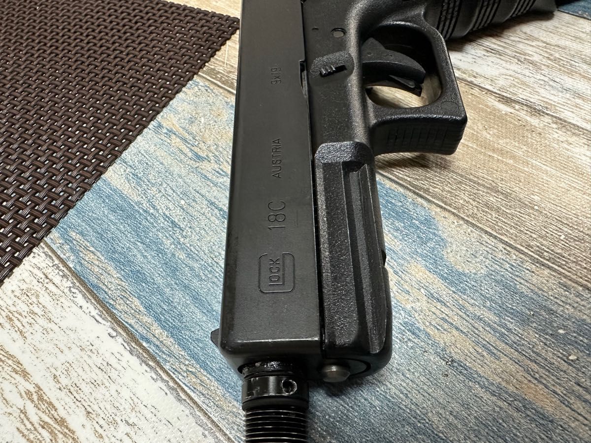 東京マルイ ガスブローバック GLOCK18c (ロングマガジン)|Yahoo 東京マルイ ガスブローバック GLOCK18c (ロングマガジン)|Yahoo