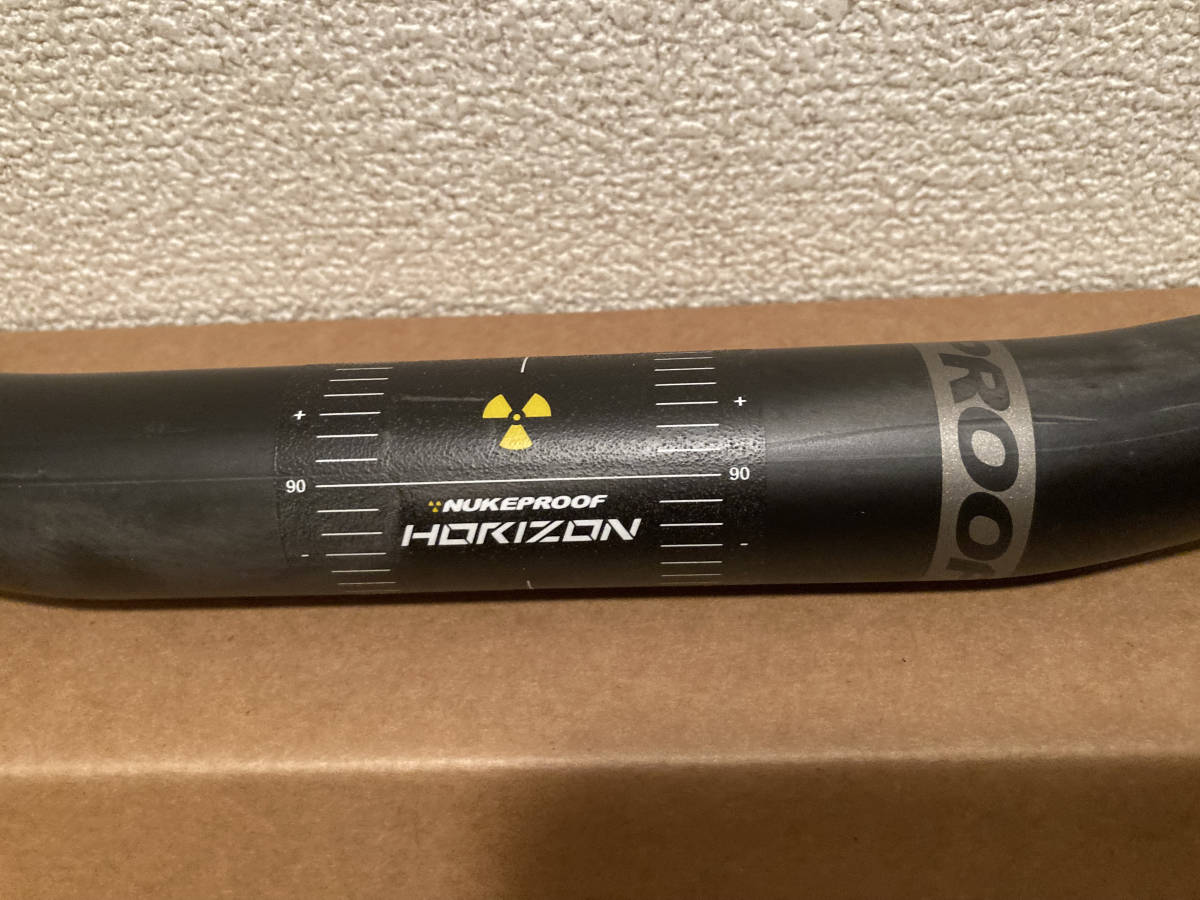NUKEPROOF HORIZON カーボン ライザーバー 31.8mm _画像3