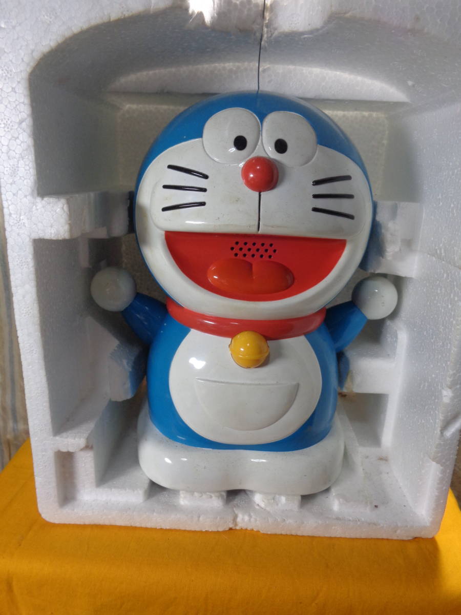 Doraemon робот