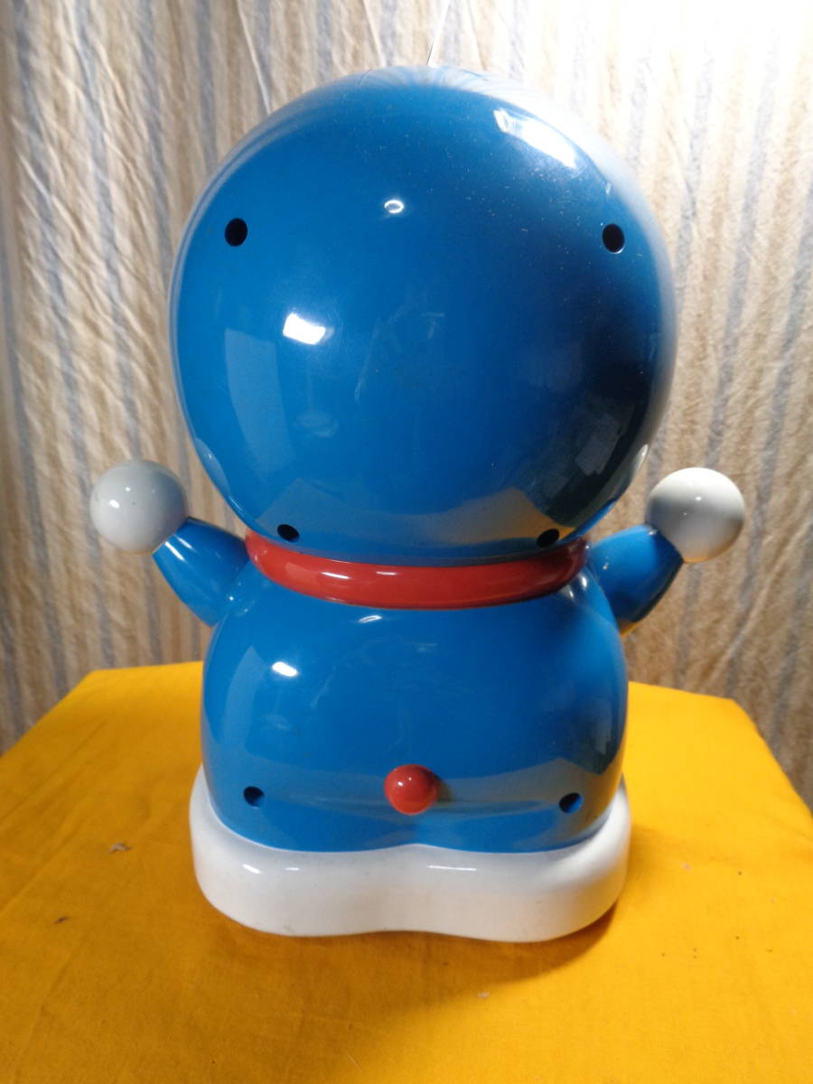 Doraemon робот