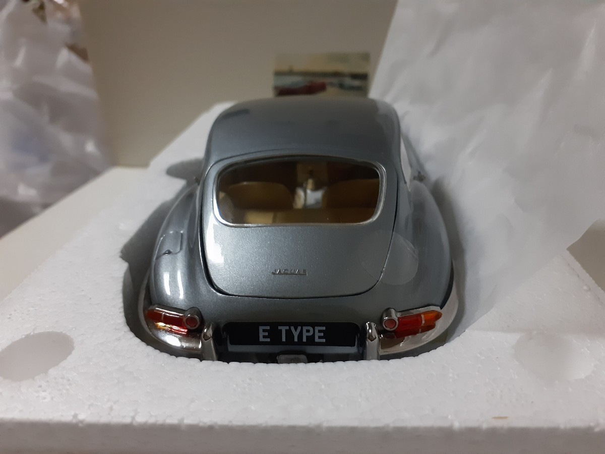 京商　1/18　ジャガー　E-Type Coupe　新品_画像5