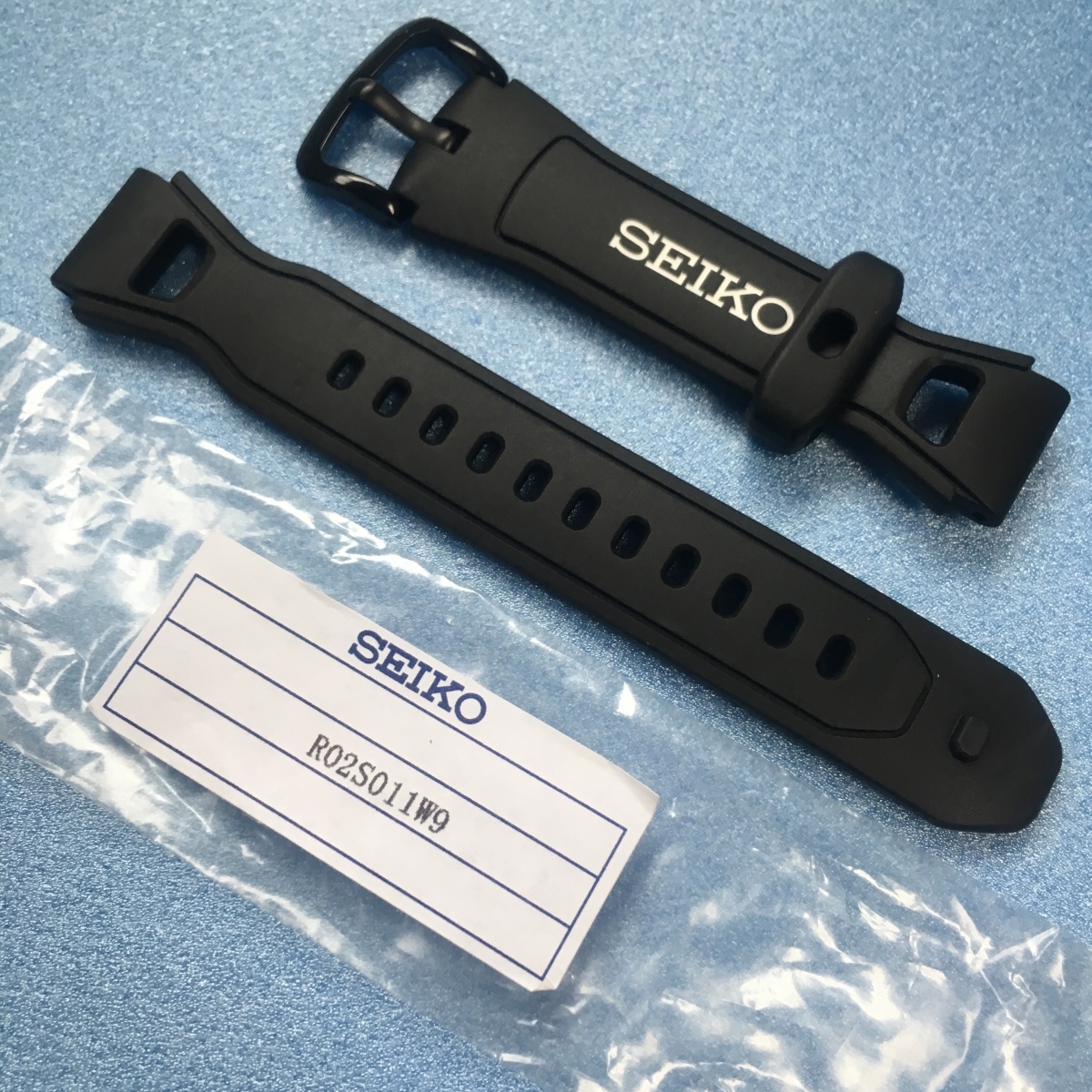 送料無料★新品★SEIKO セイコー 時計ベルト 17mm アルピニスト SBEB001など純正 ウレタンバンド R02S011W9 ブラック_画像2