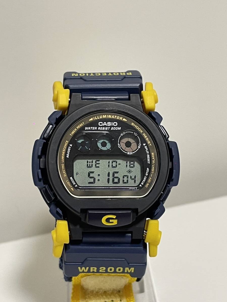 CASIO カシオ G-SHOCK Gショック　DW-002 WATER RESIST 200M デジタル　腕時計_画像1