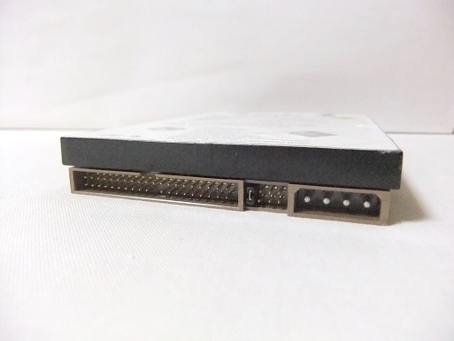 希少【保証付】 薄型 NEC製 PC-9821用内蔵3.5インチHDD IDE 4.3GB 信頼の有名メーカー製 予備やバックアップに 動作確認済 保証つき 薄型_画像2