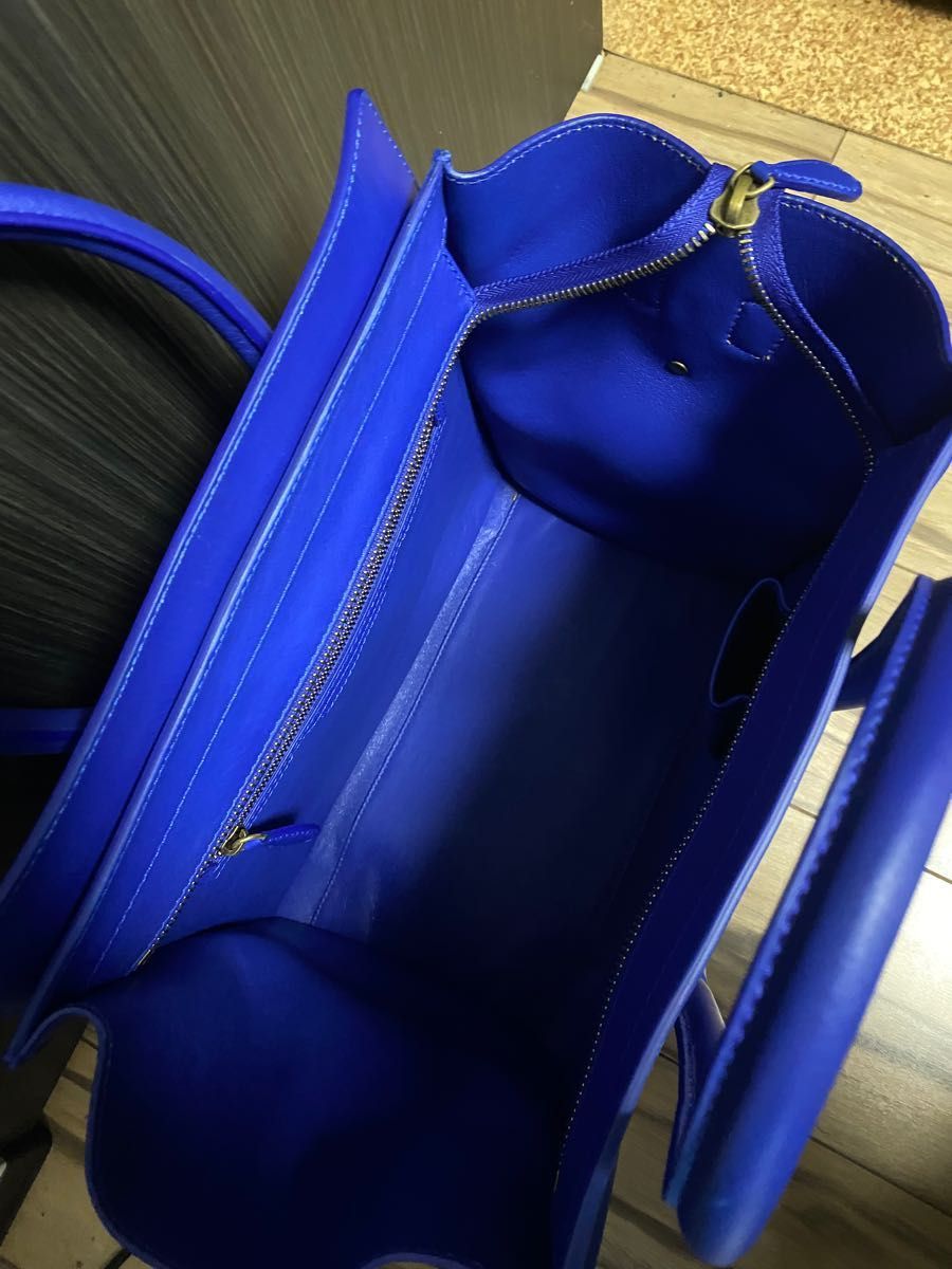 未使用 CELINE セリーヌ ラゲージ ミニ トート ロイヤルブルー 未使用 CELINE セリーヌ ラゲージ ミニ トート ロイヤルブルー