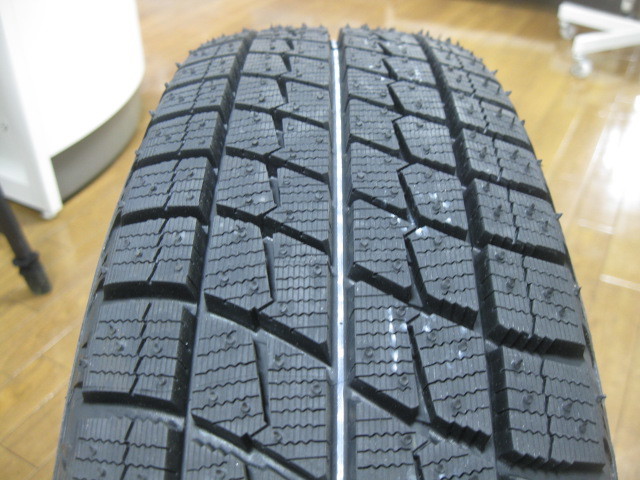 オートバックス　アイスエスポルテ　165/70R14　スタッドレスタイヤ　18年製　4本セット　『未使用品』_画像2