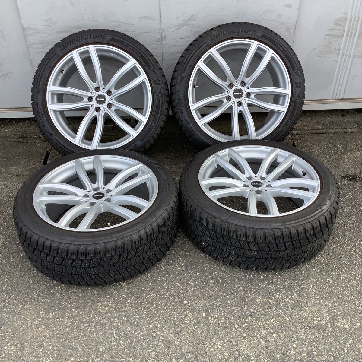 MAK 20インチ　9J　＋30 112 BRIDGESTONE 255/45R20 スタッドレスタイヤ BMW ベンツ　アウディ　４本セット_画像1