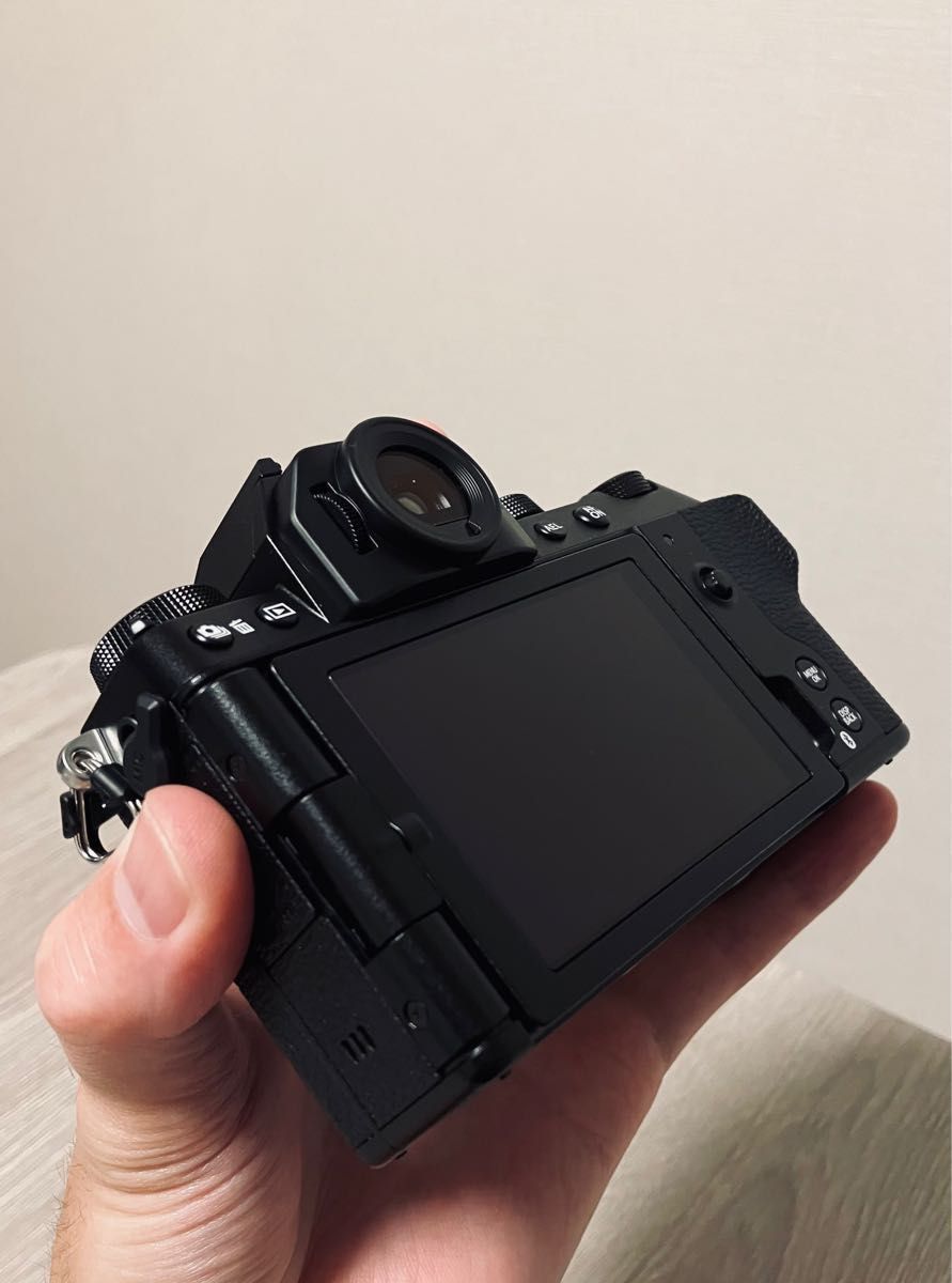 FUJIFILM X-S20 ボディF X-S20 ミラーレス カメラ xs20 一眼 FUJIFILM X-S20 ボディF X-S20 ミラーレス カメラ xs20 一眼