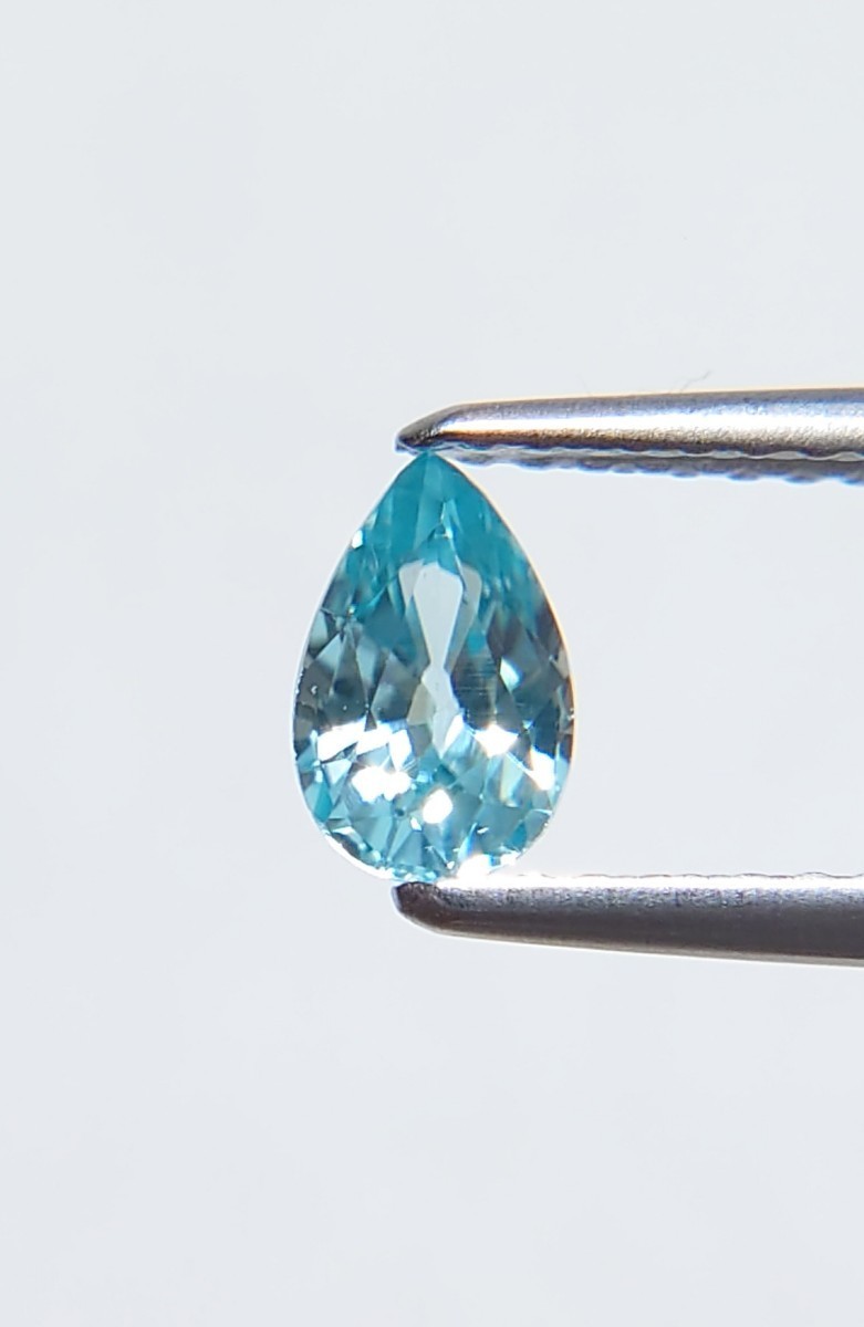  ultimate beautiful goods! blue zircon 0.63ct loose (LA-6458)