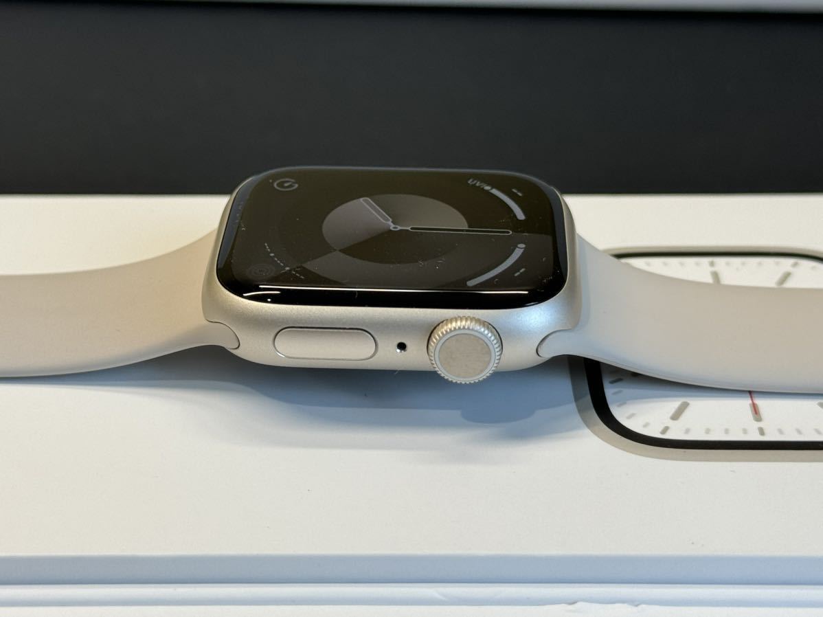 ☆即決 美品 オススメ Apple Watch Series7 41mm スターライトアルミニウム アップルウォッチ GPSモデル 085
