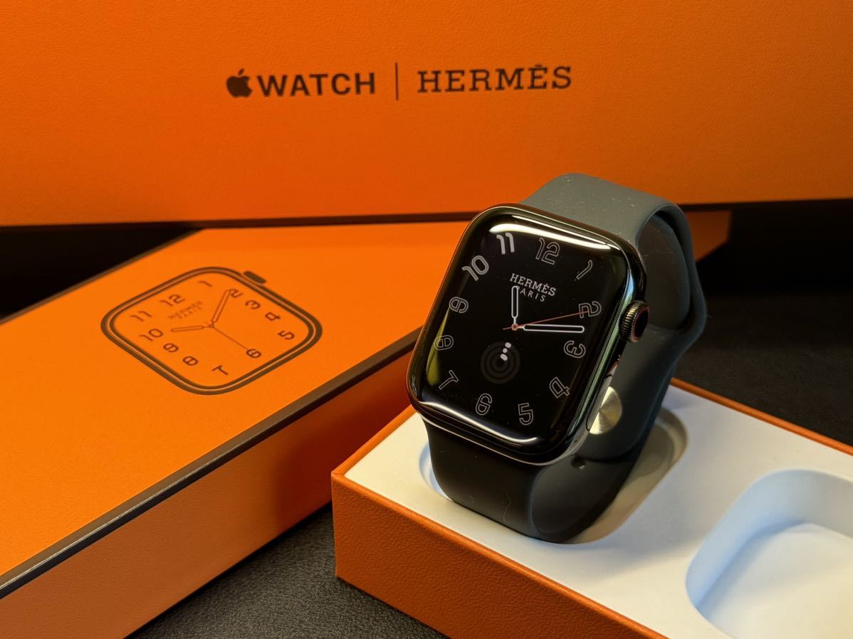 ☆即決 美品 バッテリー100% Apple Watch series8 HERMES 45mm アップルウォッチ エルメス Cellular 黒  ブラックステンレス シリーズ8 073