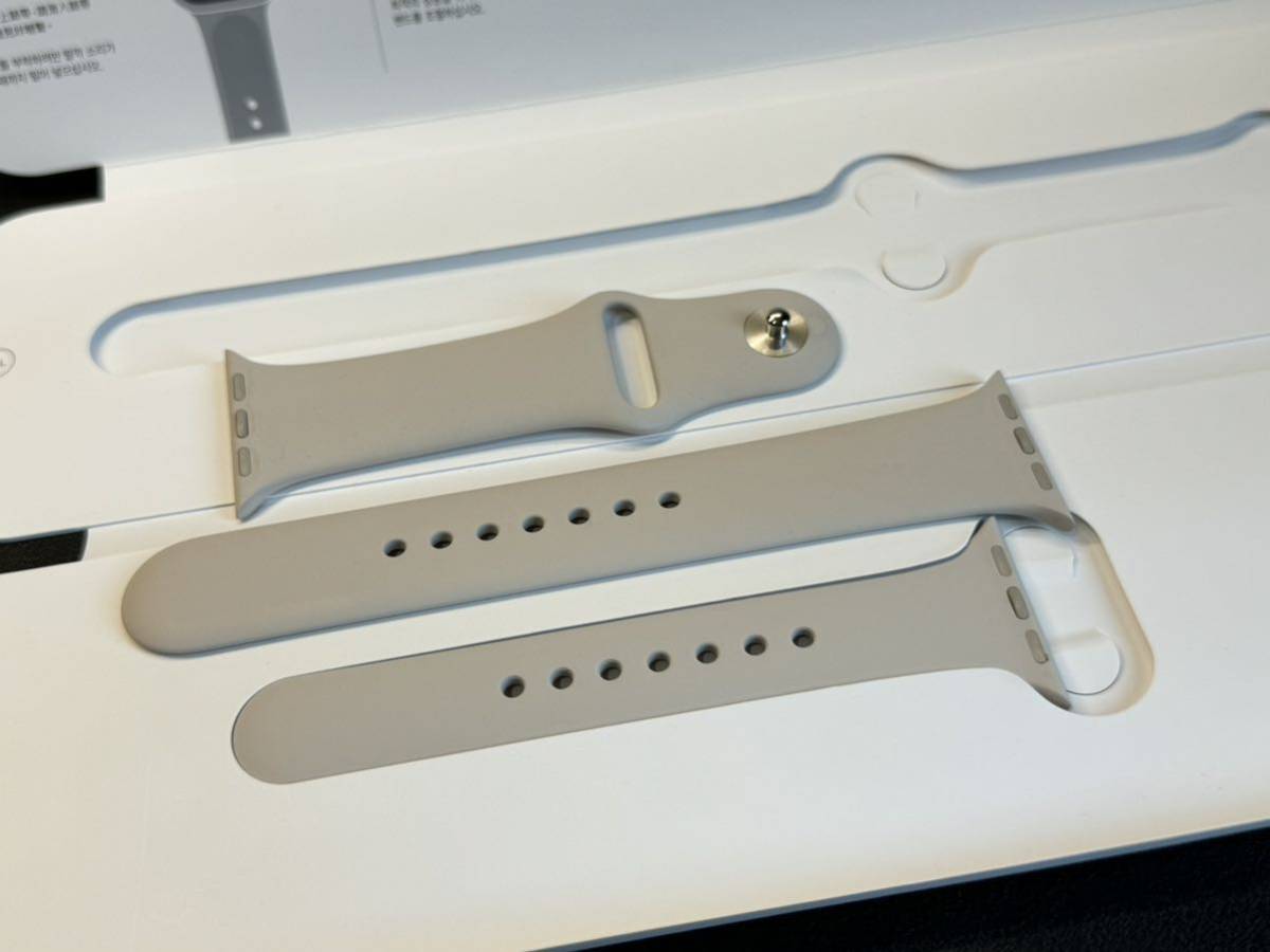 ☆即決 美品 オススメ Apple Watch Series7 41mm スターライトアルミニウム アップルウォッチ GPSモデル 085