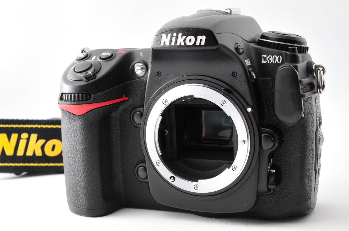 予約販売 SHOT数7878 ボディ D300 NIKON 取説ストラップ付 ニコン