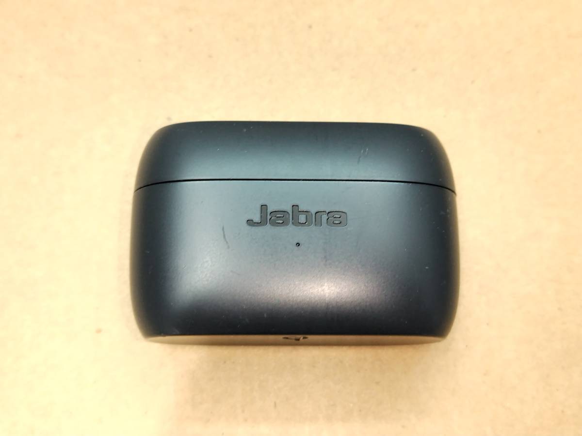 【USED】 Jabra ジャブラ Elite 85t Bluetooth ワイヤレス イヤホン 充電ケースのみ グレーの画像1