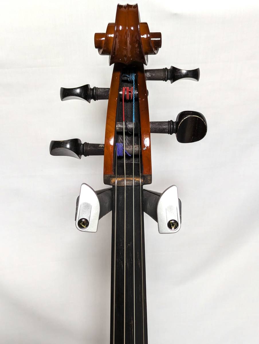 ジャンク扱い　Kawai Cello　サイズ4/4　Made in Czech　チェコ製　KVC-16B? KVC-168?　カワイ楽器　チェロ　弓　弦楽器　オーケストラ_画像4