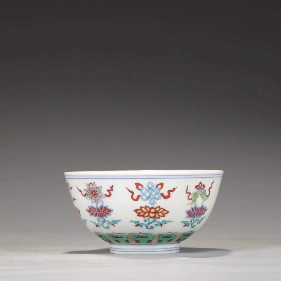 明時代 成化 斗彩 八宝紋碗 唐物 陶磁器 中国美術 工芸品 高さ6.5cm 直径12cm RH13_画像2