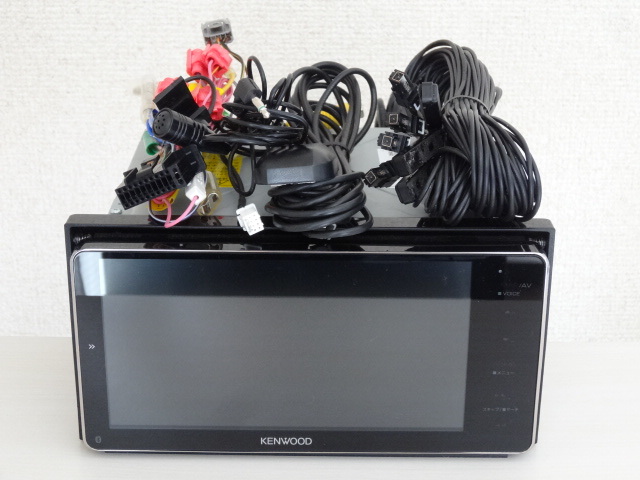 NV0086【2019年製】☆ KENWOOD MDV-M906HDW ☆ 彩速ナビ 地上デジタルTVチューナー/ Bluetooth内蔵DVD/USB/SD AVナビゲーションシステム_画像1