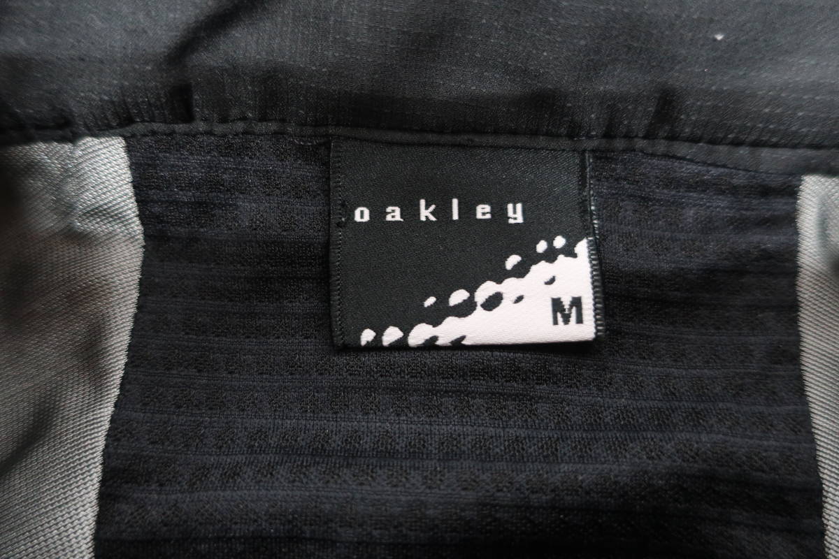 【送900円】　5938　最終　卸売　oakley　オークリー　メンズ　ジップアップアウター　ジャケット　ジャンパー　ゴルフウェア　黒　M_画像8