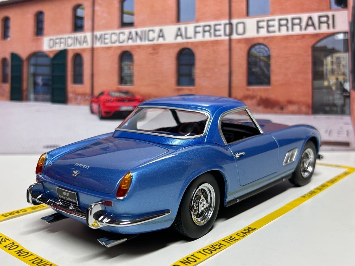 KK Scale 1/18 Ferrari 250 GT California Spyder 1960 ライトブルー　フェラーリ