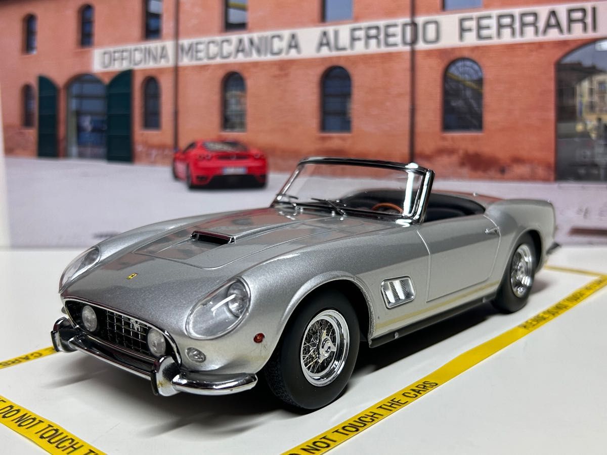 KK Scale 1/18 Ferrari 250 GT California Spyder 1960 シルバー　フェラーリ