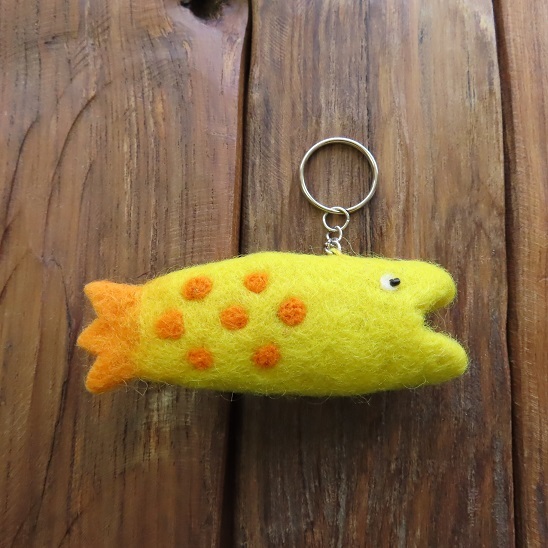 〓 新品 〓 リップクリーム ホルダー 〓　魚　サカナ　キーホルダー　ハンドメイド　フェルト　エスニック　アジアン　おしゃれ　〓T014_画像4