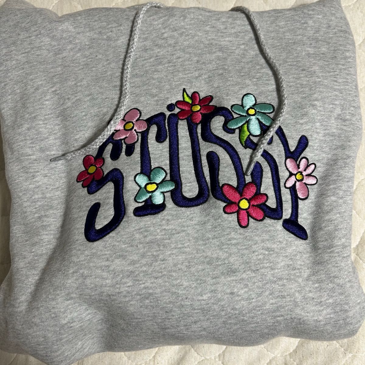 STUSSY 花柄刺繍 パーカー Lサイズ｜Yahoo!フリマ（旧PayPayフリマ）