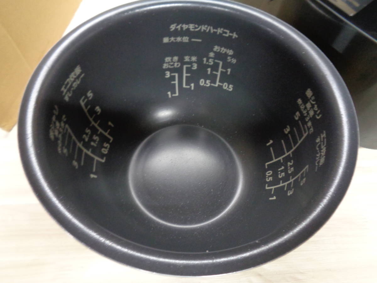 正常作動品　2014年製　パナソニック 炊飯器 5.5合 可変圧力IH式 おどり炊き ブラック SR-PA109-K_画像7