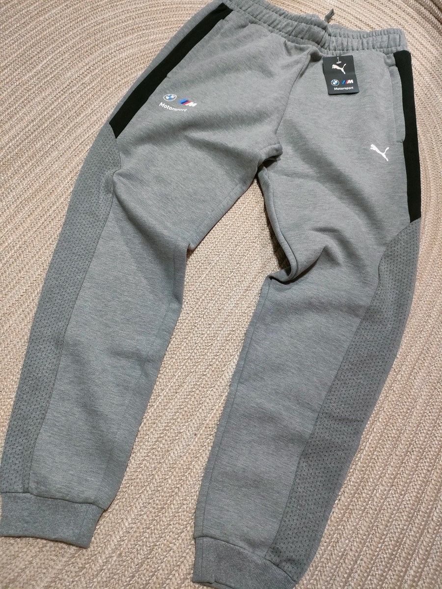 新品 定価27500 PUMA BMW スウェット ジップパーカー 新品 定価27500 PUMA BMW スウェット ジップパーカー