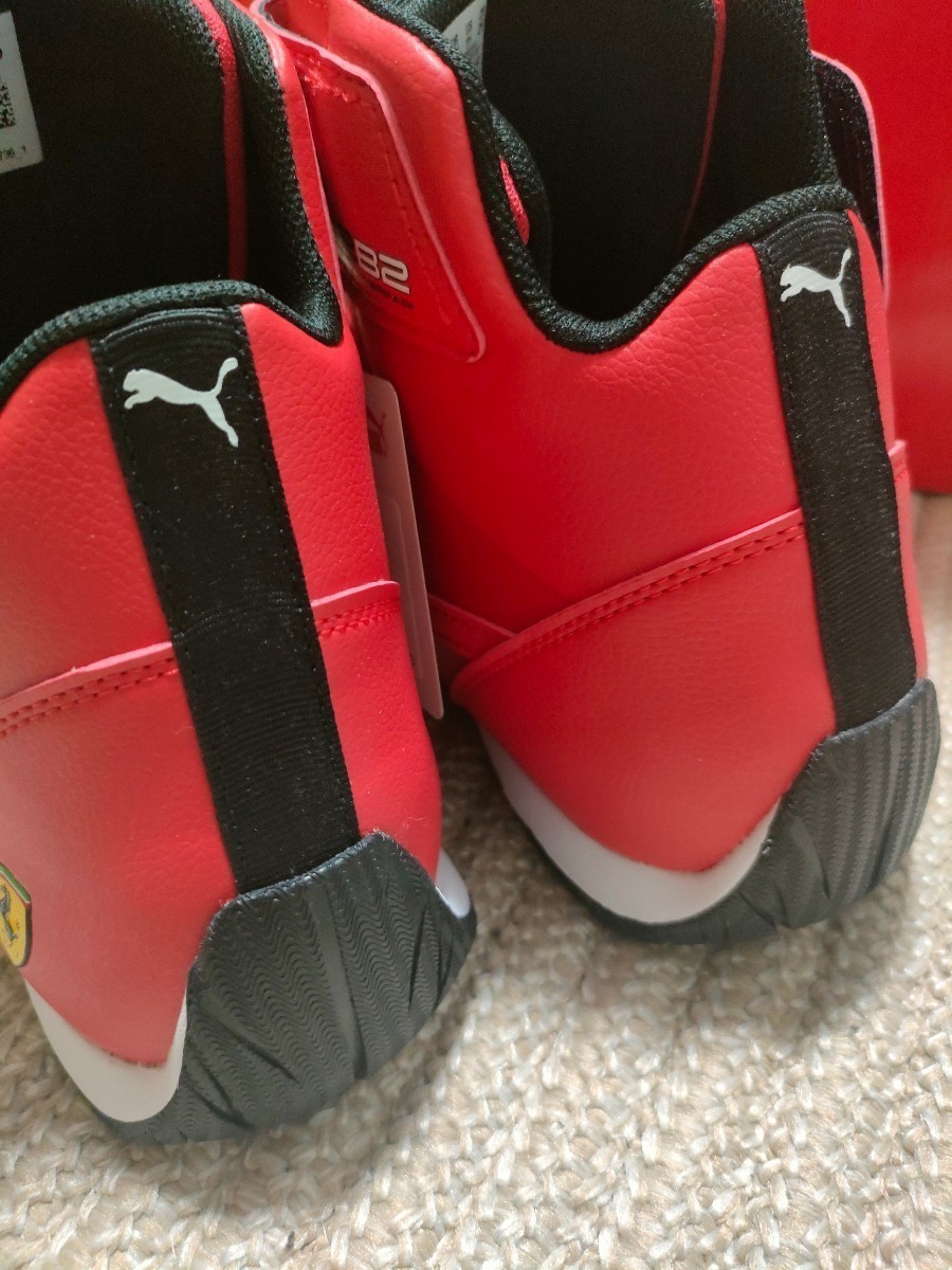  new goods regular price 14300 PUMA Ferrari sneakers 30cm Neo cat mid red red emblem Puma FERRARI collaboration official 