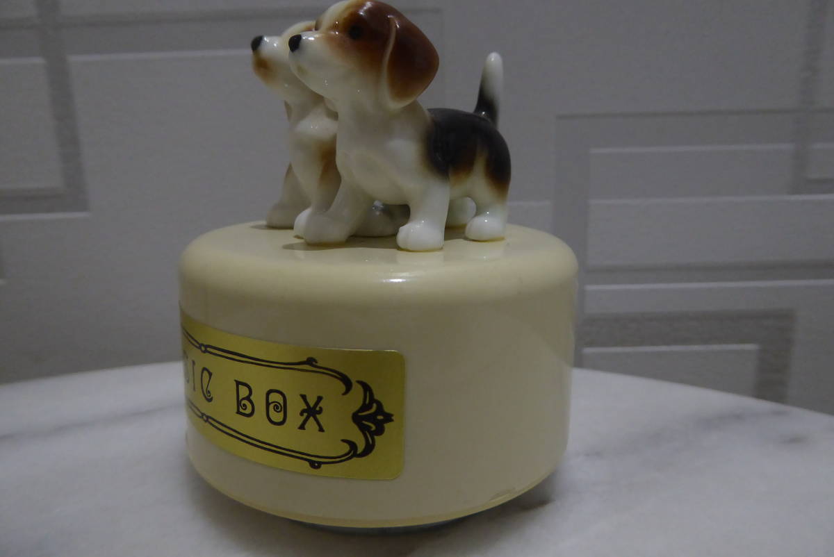 送料350円～　オルゴール　ミュージックボックス　夜空ノムコウ　可愛い2匹の犬　イヌ　日本製_画像7