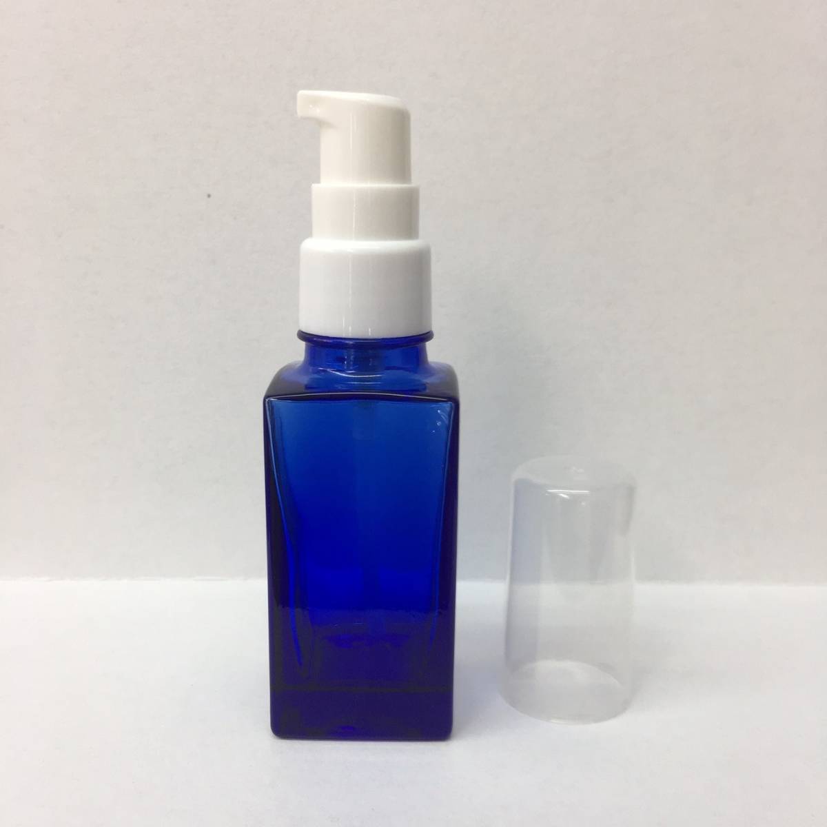 ★送料込み★特価 １０本セット 角形 遮光瓶 ミキシングボトル コバルト ポンプ 容器 30ml アロマ エッセンシャルオイル　キャリアオイル