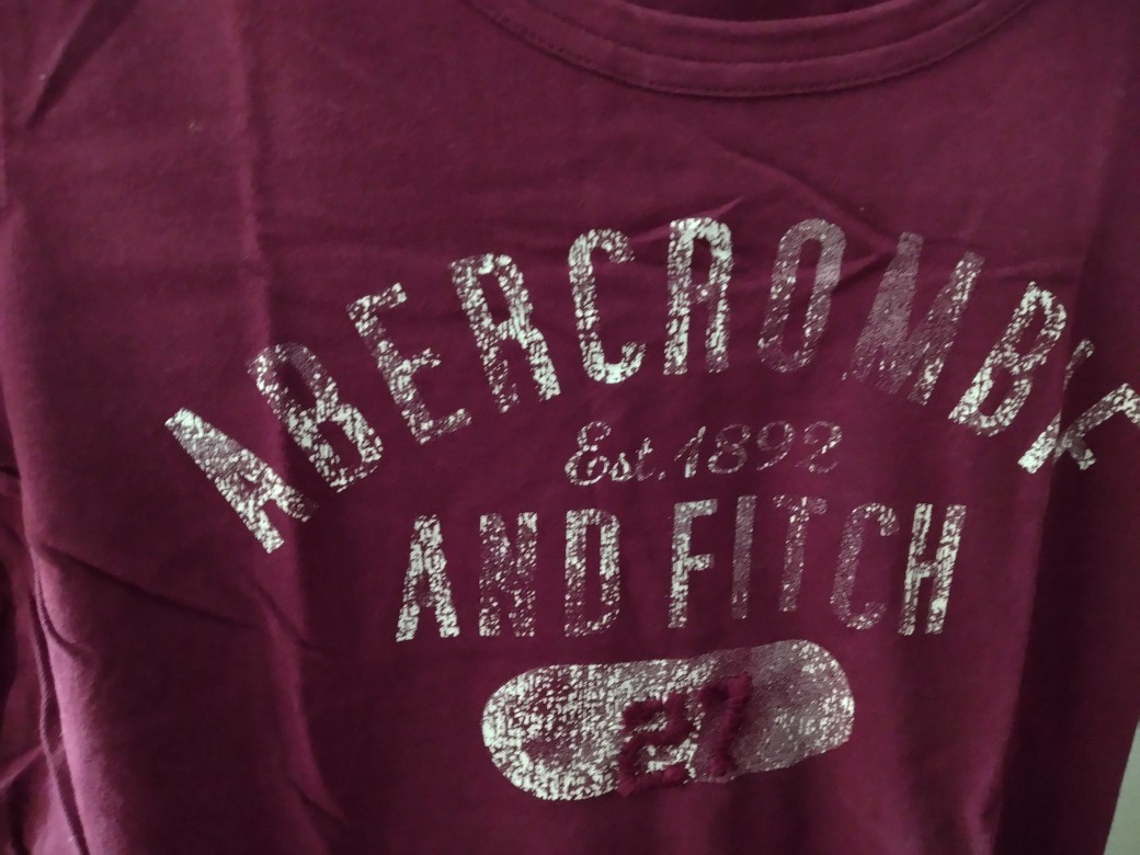 アバクロ Abercrombie&Fitch レディース 半袖 Tシャツ M ボルドー 紫_画像2