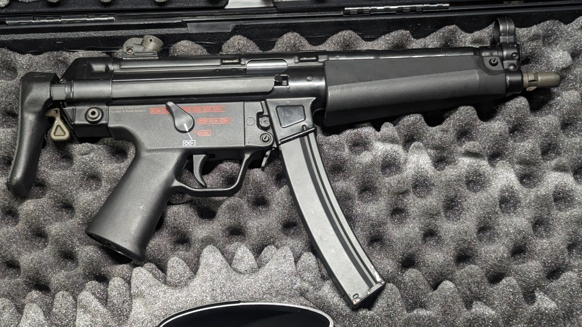 VFC MP5 A5 スチールレシーバー 電動ガン Umarex_画像2