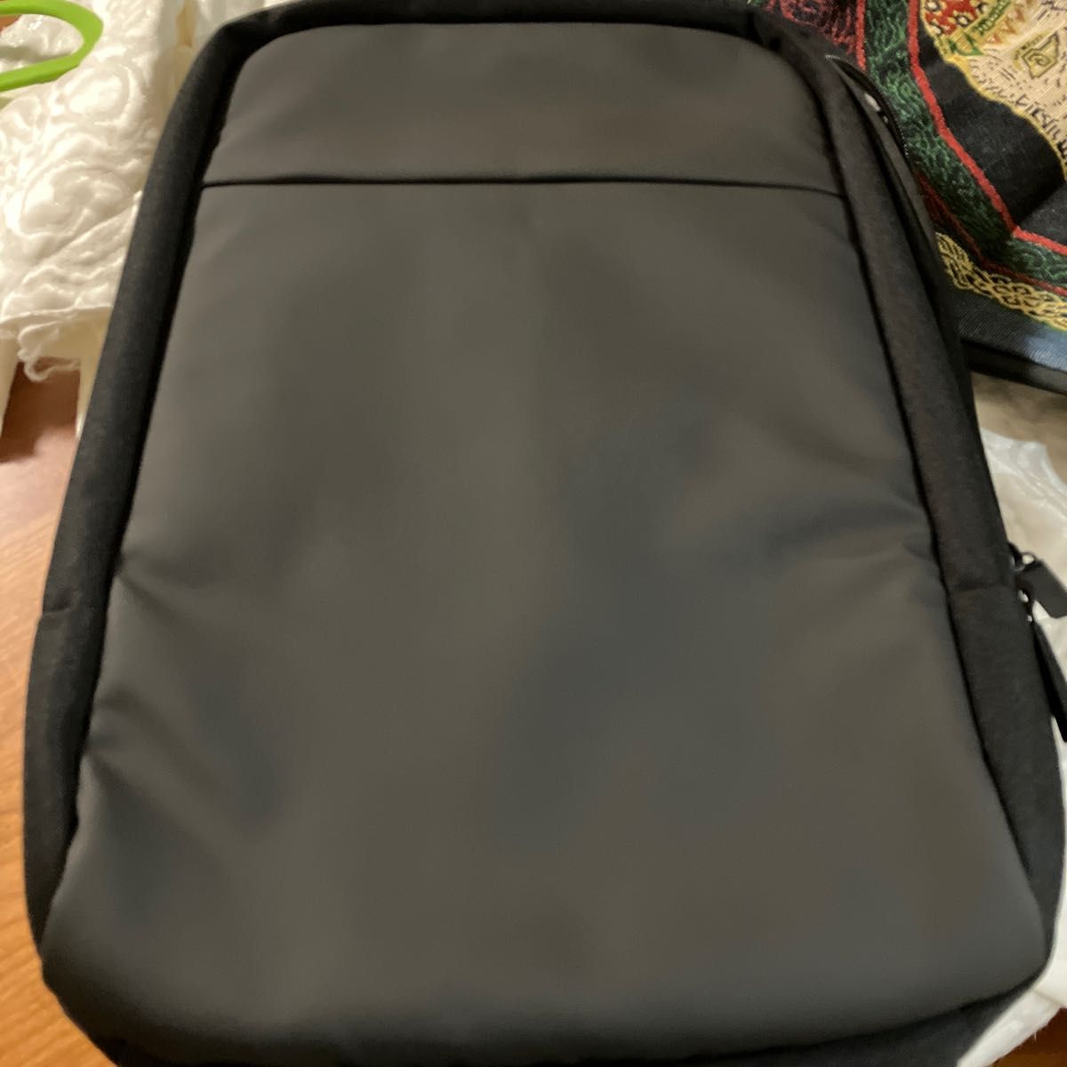 ビジネスリュック　グレー バックパック リュックサック　リュック　ビジネスバッグ　 大容量 USB充電　バッグ　旅行　鞄　ブラック