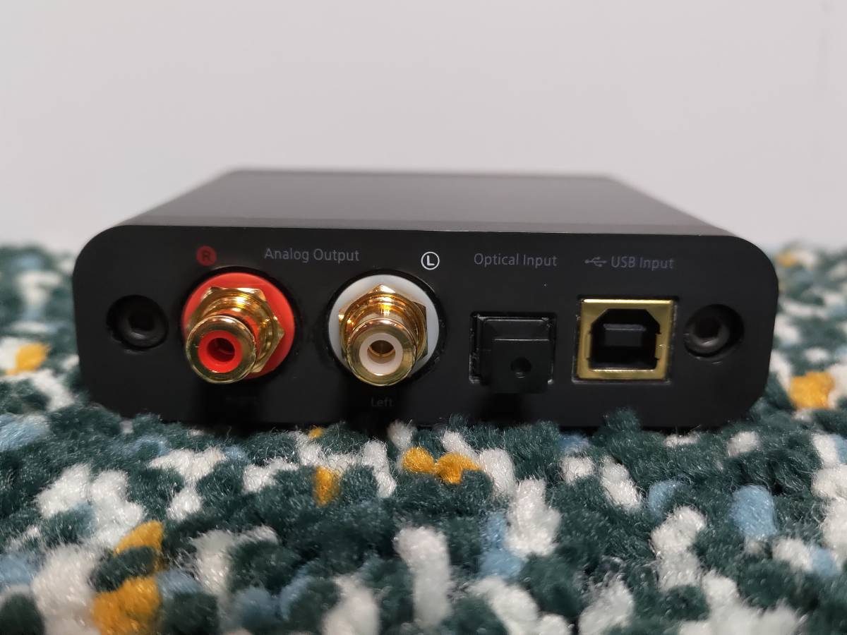 Audioengine D1 DAC ヘッドホンアンプ 中古　オマケ付　送料込み_画像2