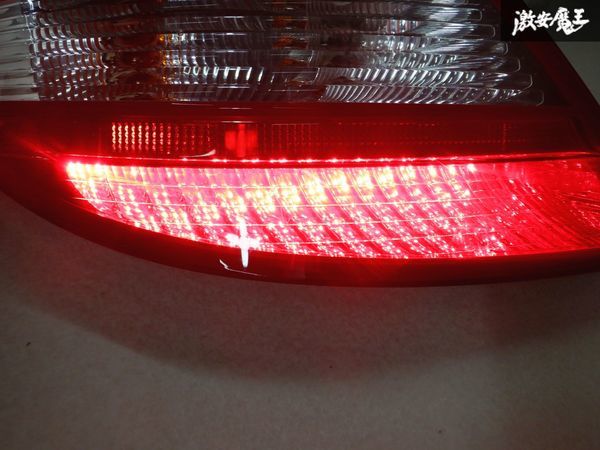 メルセデスベンツ 純正 R171 SLK テールランプ テールライト 左 左側 A1718200164 LED 点灯確認済み 即納 棚21M_画像4