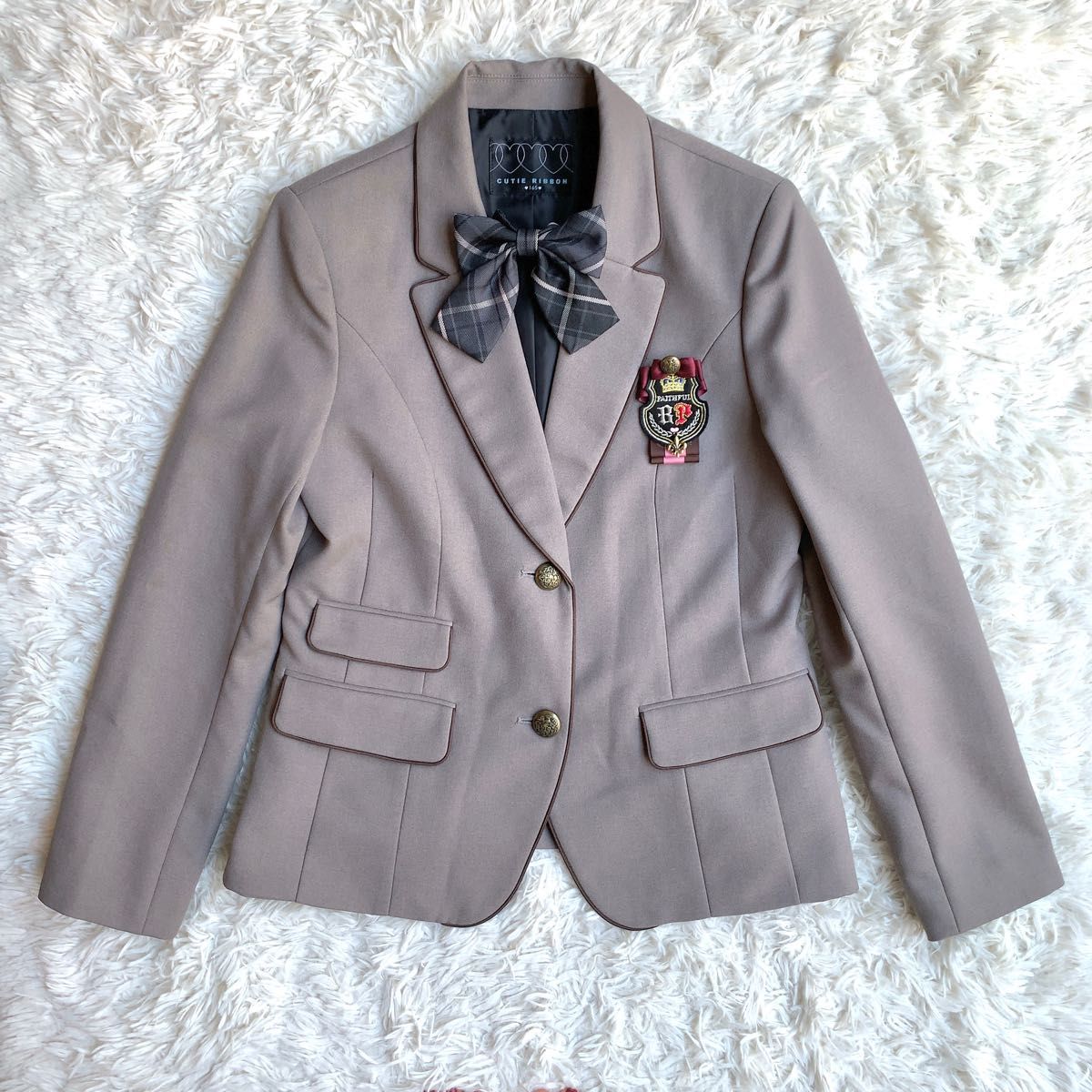 【希少カラー】美品 CUTIE RIBBON キューティーリボン フォーマルスーツ 入学 卒業 卒服 165 【希少カラー】美品 CUTIE RIBBON キューティーリボン フォーマルスーツ 入学 卒業 卒服 165
