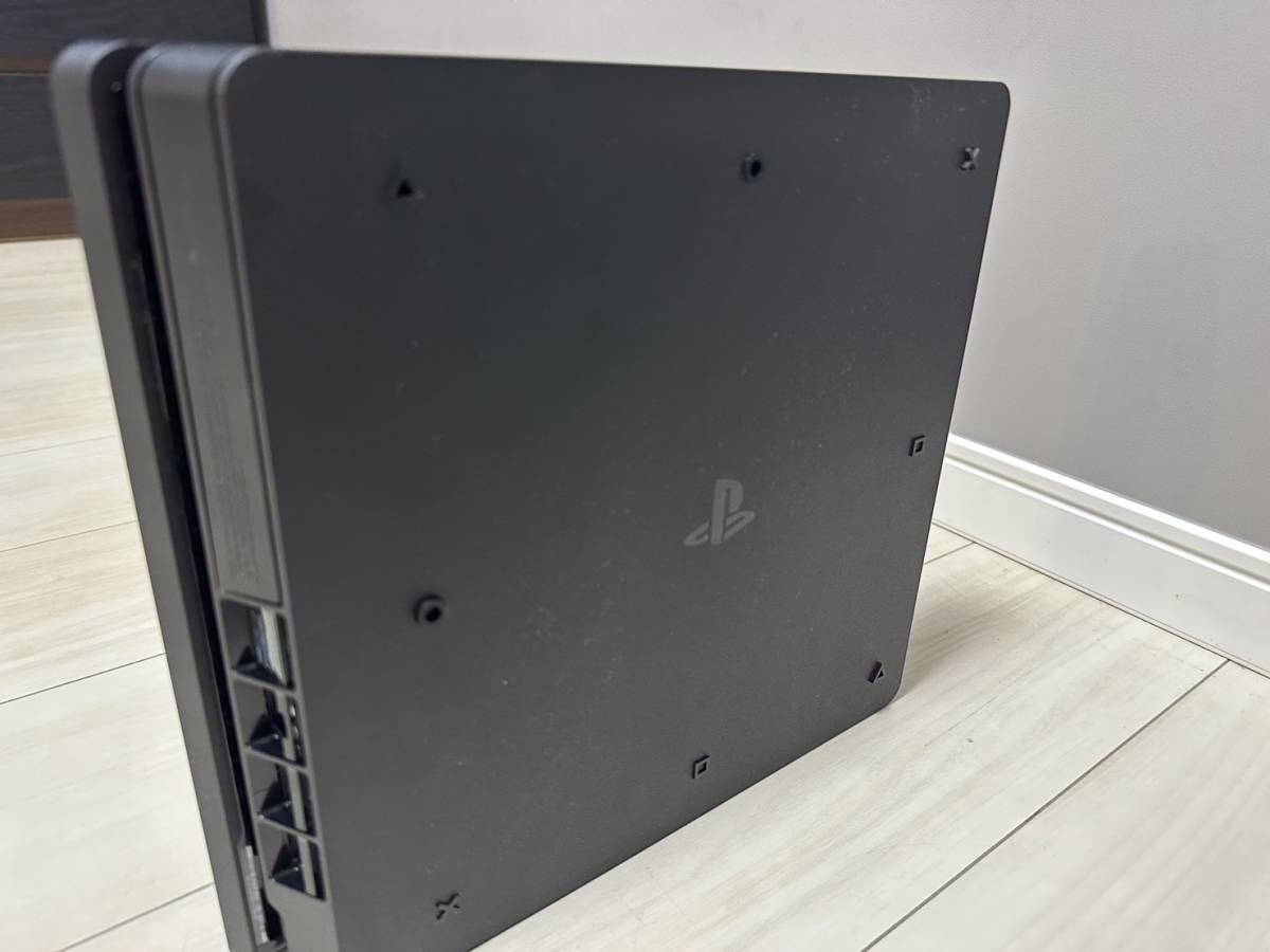 PlayStation4（PS4）ジェットブラック 500GB CUH-2200A プリペイドカード１万円分付き 本体 付属品完備 新品未使用 薄型　箱付き_画像6