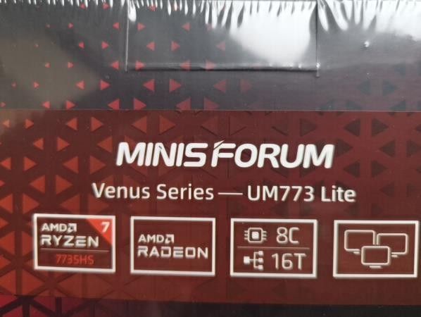 MINISFORUM Venus Series UM773 Lite Ryzen 7 7735HS Windows 11 Pro