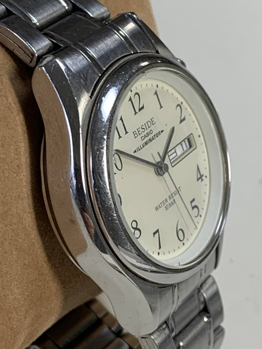 B668 稀少・レア　メンズ腕時計　CASIO/カシオ　BESIDE/ビサイド　クォーツ　BES-104 ホワイト文字盤　デイデイト　ラウンド_画像3