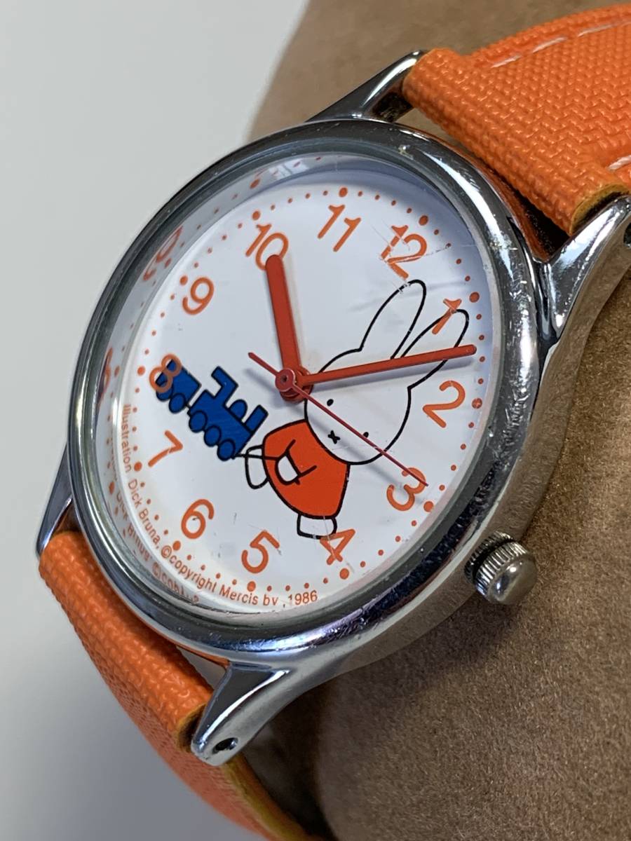 B768 rare * rare wristwatch Dick Bruna Miffy/ Miffy 1032-A42772 KA Copyright Mercis by.1986 orange belt 3 hands 