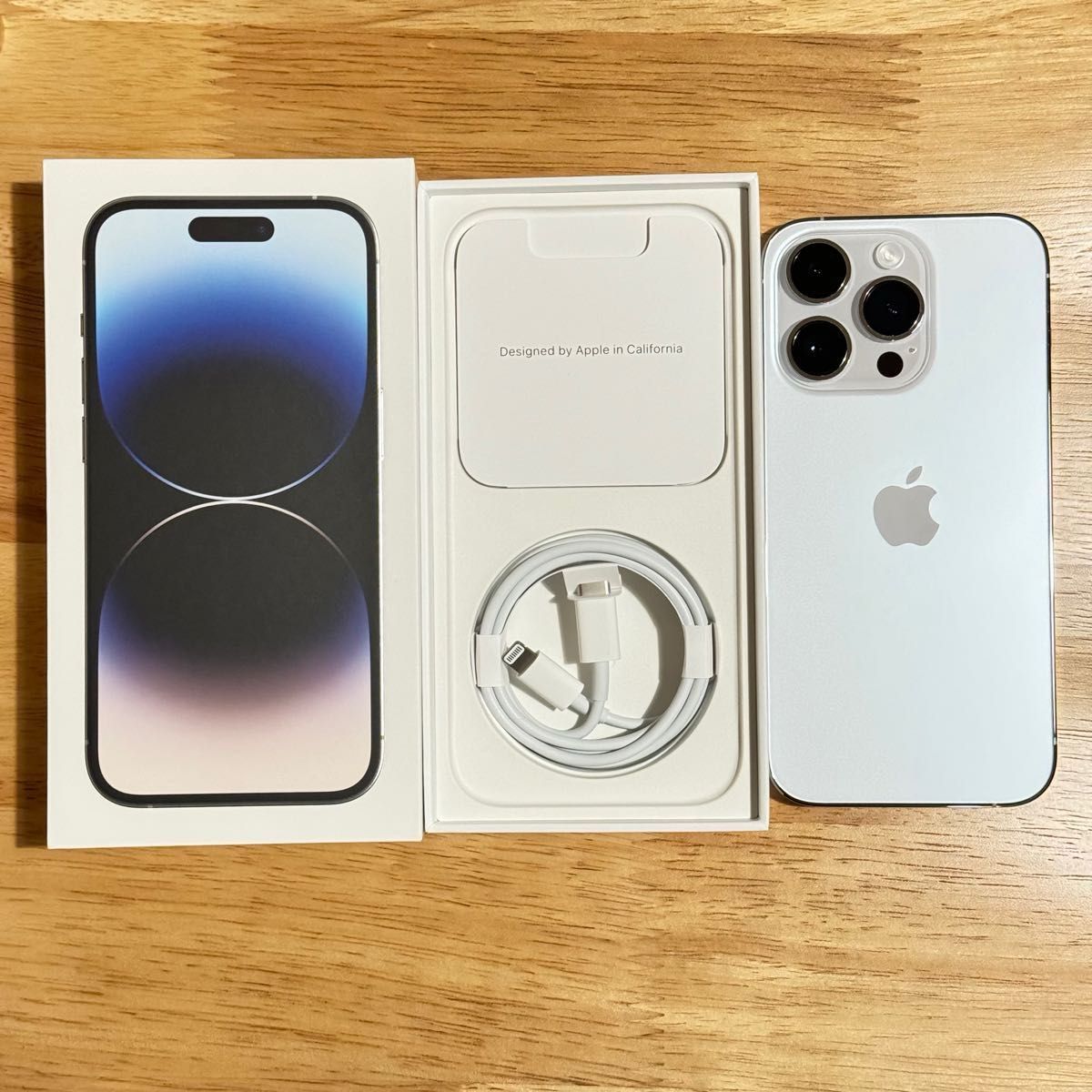 【超美品】iPhone 14 Pro シルバー 128 GB SIMフリー バッテリー最大容量:100%