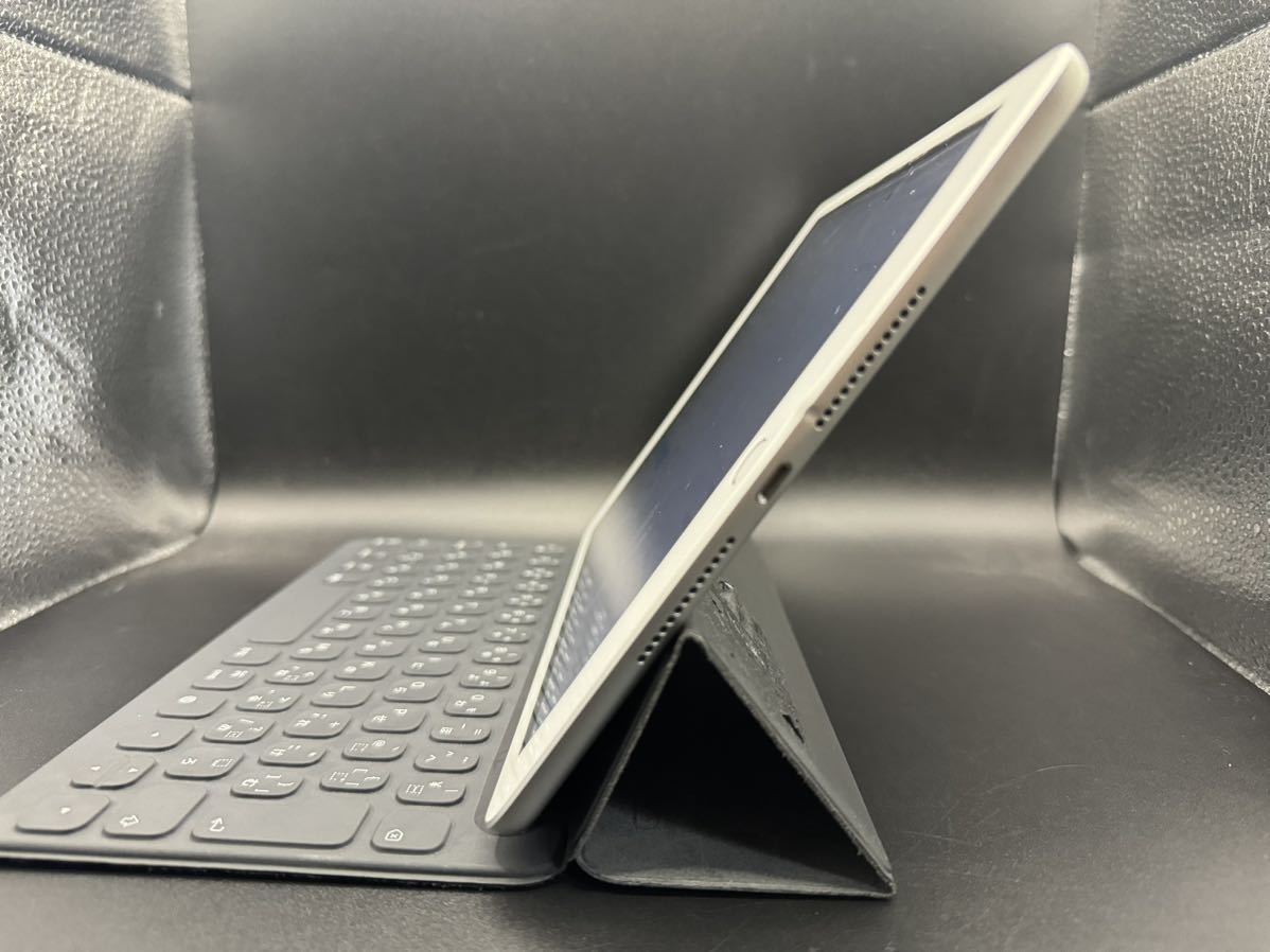 美品96%ipadOS17送無 iPadSmartKeyboardペンシルケーブル充電器保護