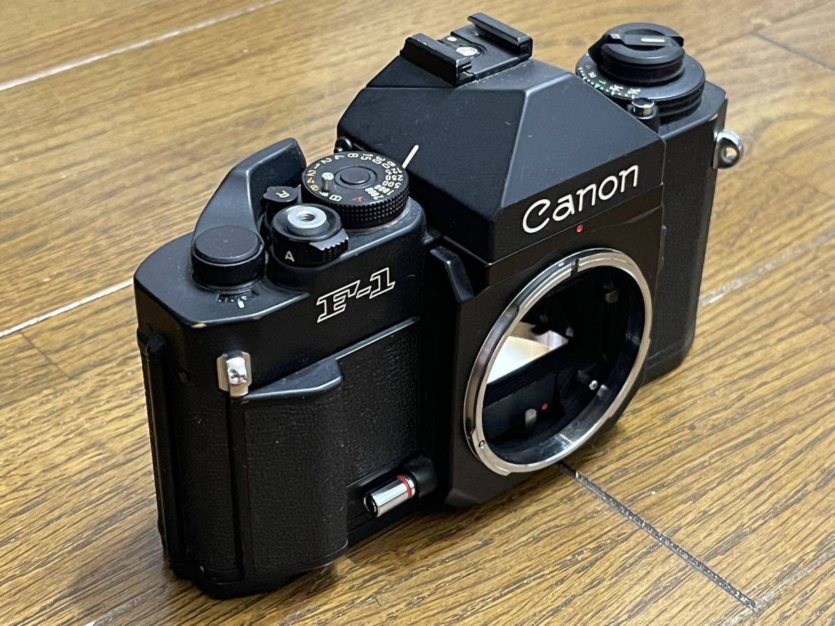 Canon New F-1 一眼レフカメラ フィルムカメラ キャノン マニュアルカメラ 本体+Canonストラップ付き 中古ジャンク品