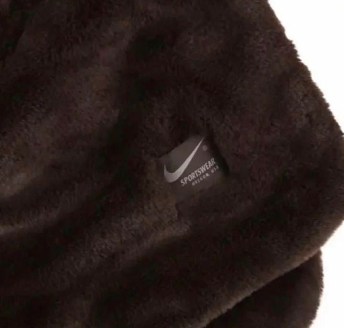新品 定価24200円 NIKE NSW FAUX FUR BLANKET ナイキ ウィメンズ 新品 定価24200円 NIKE NSW FAUX FUR BLANKET ナイキ ウィメンズ
