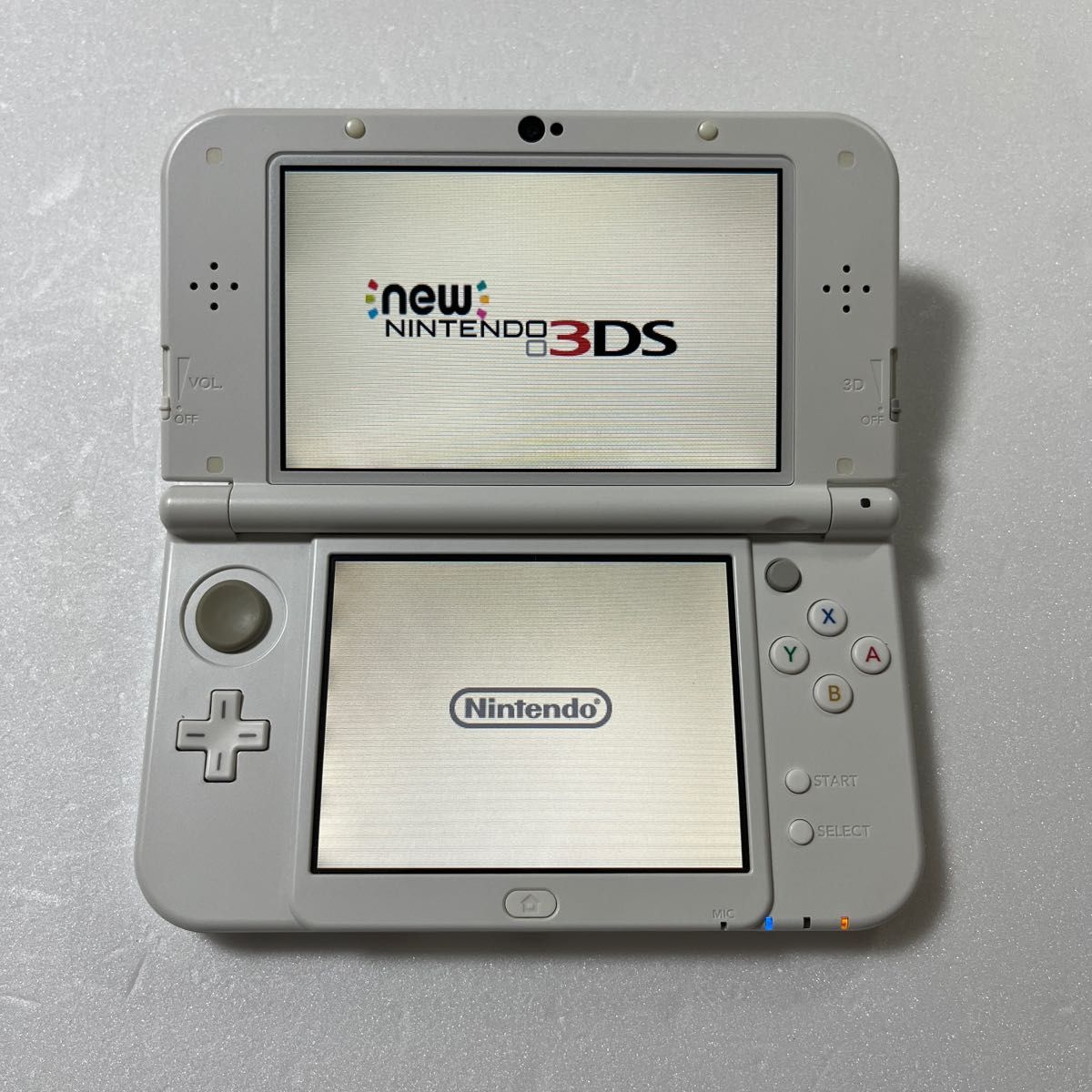 極美品！Newニンテンドー3DS LL パールホワイト