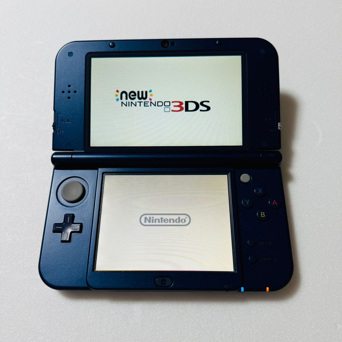 極美品 Newニンテンドー3DS LL メタリックブルーNEWニンテンドー3DS LL