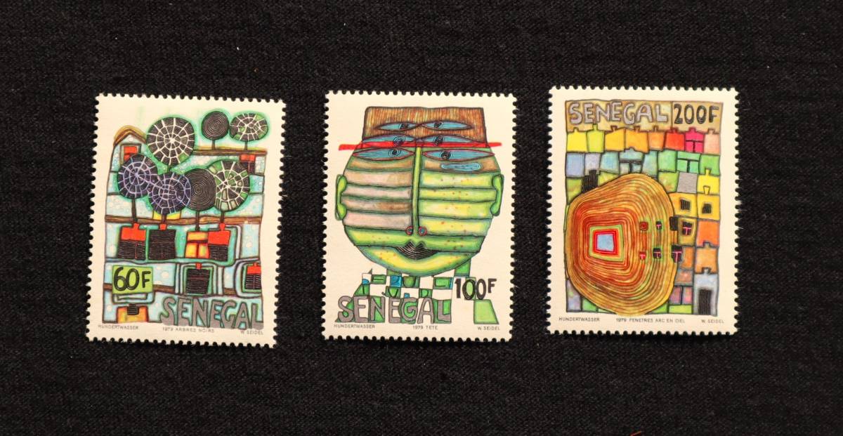 W26　セネガル　1979　絵画　フンデルト・バッサ画　3種　単片切手3枚_画像2