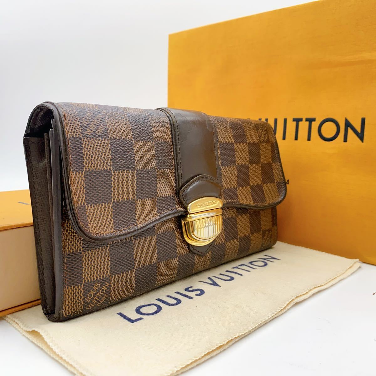 A2136 【美品】LOUIS VUITTON ルイヴィトンダミエポルトフォイユ